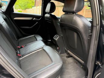 Audi Q3 2.0 TDI S line S Tronic quattro Euro 5 (s/s) 5dr