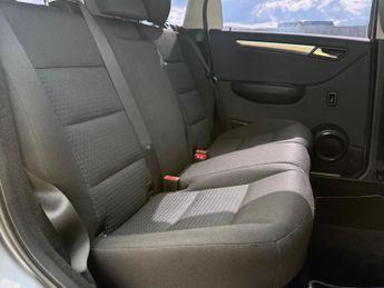 Mercedes-Benz B Class 1.5 B160 SE CVT 5dr