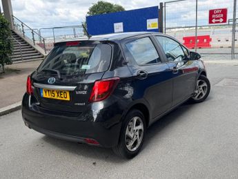 Toyota Yaris 1.5 VVT-h Icon E-CVT Euro 6 5dr