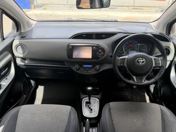 Toyota Yaris 1.5 VVT-h Icon E-CVT Euro 6 5dr