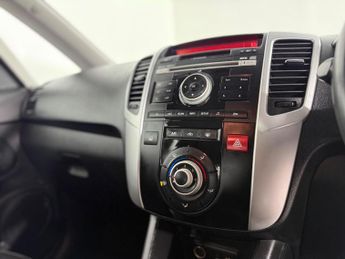 Kia Venga 1.4 EcoDynamics 2 Euro 5 (s/s) 5dr