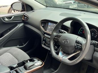 Hyundai IONIQ 28kWh Premium Auto 5dr