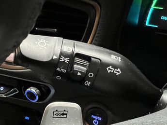 Hyundai IONIQ 28kWh Premium Auto 5dr