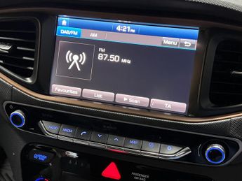 Hyundai IONIQ 28kWh Premium Auto 5dr