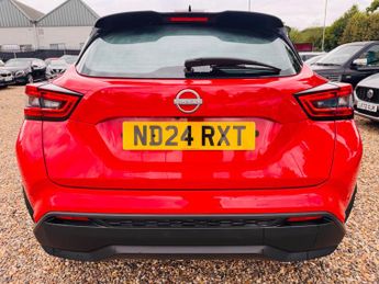 Nissan Juke 1.0 DIG-T Acenta Premium DCT Auto Euro 6 (s/s) 5dr