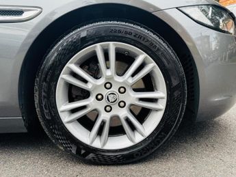 Jaguar XE 2.0d Prestige Auto Euro 6 (s/s) 4dr