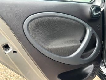 Smart forfour 1.0 Passion Euro 6 (s/s) 5dr
