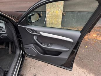 Audi Q3 1.4 TFSI CoD S line Edition S Tronic Euro 6 (s/s) 5dr