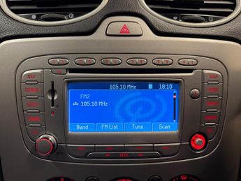 Ford Focus 1.6 TDCi DPF Zetec 5dr