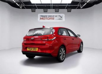 Hyundai i30 1.6 CRDi Blue Drive SE Nav DCT Euro 6 (s/s) 5dr