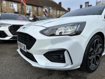 Ford Focus 1.0T EcoBoost ST-Line X Auto Euro 6 (s/s) 5dr