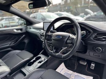 Ford Focus 1.0T EcoBoost ST-Line X Auto Euro 6 (s/s) 5dr