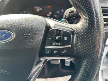 Ford Focus 1.0T EcoBoost ST-Line X Auto Euro 6 (s/s) 5dr
