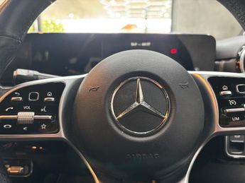 Mercedes-Benz A Class 1.5 A180d Sport 7G-DCT Euro 6 (s/s) 5dr