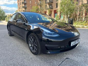 Tesla Model 3 Standard Range Plus Auto RWD 4dr