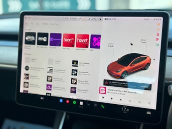 Tesla Model 3 Standard Range Plus Auto RWD 4dr