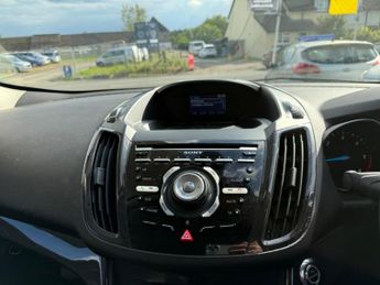 Ford Kuga 2.0 TDCi Titanium 2WD Euro 5 5dr