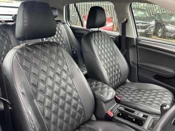 Volkswagen Golf 1.6 TDI BlueMotion Tech S Euro 5 (s/s) 5dr