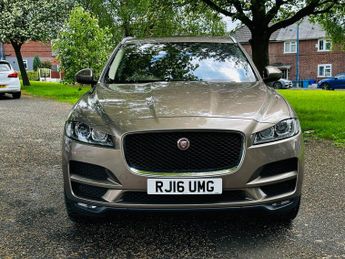 Jaguar F-PACE 2.0 D180 Portfolio SUV 5dr Diesel Auto AWD Euro 6 (s/s) (180 ps)