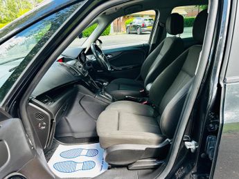 Vauxhall Zafira Tourer 2.0 CDTi SRi MPV 5dr Diesel Auto Euro 6 (170 ps)