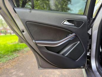 Mercedes-Benz A Class 1.8 A200 CDI AMG Sport Hatchback 5dr Diesel 7G-DCT Euro 5 (s/s) 