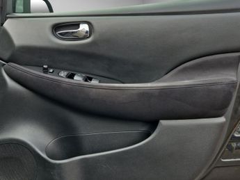 Nissan Leaf 24kWh Acenta Auto 5dr