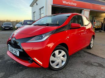 Toyota AYGO 1.0 VVT-i x-play Euro 6 5dr