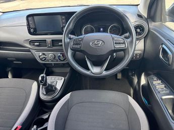 Hyundai i10 1.2 SE Connect Hatchback 5dr Petrol Auto Euro 6 (s/s) (84 ps)