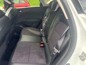Renault Captur 1.6 E-TECH techno Auto Euro 6 (s/s) 5dr