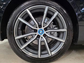 BMW 3 Series 2.0 330e 12kWh Sport Pro Auto Euro 6 (s/s) 4dr