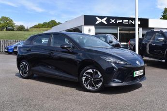 MG MG4 64kWh SE Long Range Auto 5dr