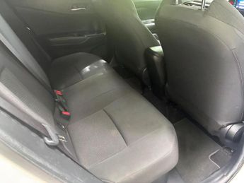 Toyota C-HR 1.8 VVT-h Dynamic CVT Euro 6 (s/s) 5dr