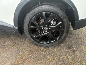 Toyota C-HR 1.8 VVT-h Dynamic CVT Euro 6 (s/s) 5dr