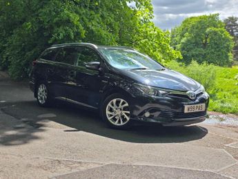 Toyota Auris 1.8 VVT-h Business Edition Touring Sports CVT Euro 6 (s/s) 5dr