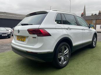 Volkswagen Tiguan 2.0 TDI SEL DSG 4Motion Euro 6 (s/s) 5dr