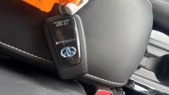 Toyota Corolla 1.8 VVT-h Design Touring Sports CVT Euro 6 (s/s) 5dr