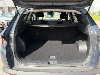 Hyundai Tucson 1.6T-GDi Hybrid 230 SE Connect 5dr Automatic