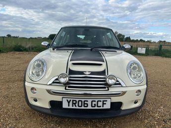 MINI Cooper 1.5C Sport Steptronic Euro 6 (s/s) 3dr