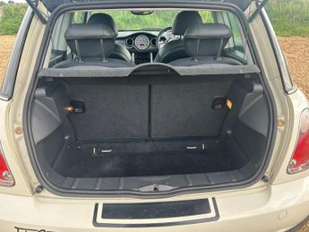 MINI Cooper 1.5C Sport Steptronic Euro 6 (s/s) 3dr