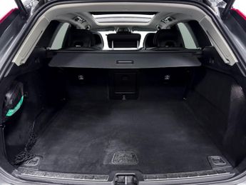 Volvo XC60 Inscription B5 (Petrol)