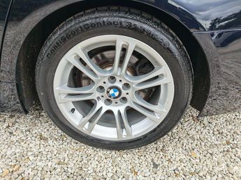 BMW 5 Series 2.0 520i M Sport Touring 5dr Petrol Auto Euro 5 (s/s) (184 ps)