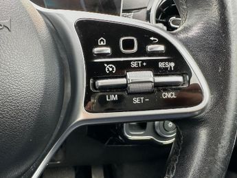 Mercedes-Benz A Class 1.3 A180 Sport (Executive) 7G-DCT Euro 6 (s/s) 5dr
