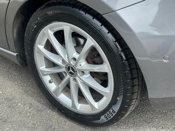 Mercedes-Benz A Class 1.3 A180 Sport (Executive) 7G-DCT Euro 6 (s/s) 5dr