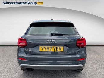 Audi Q2 S LINE TFSI S-A