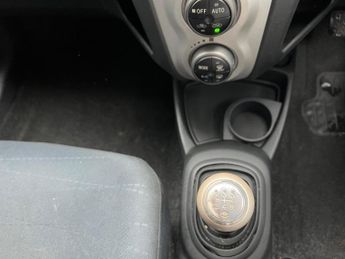 Toyota Yaris 1.4 D-4D SR 5dr
