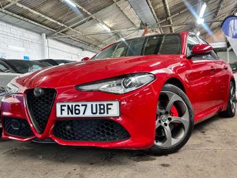 Alfa Romeo Giulia 2.0T Veloce Saloon 4dr Petrol Auto Euro 6 (s/s) (280 ps)
