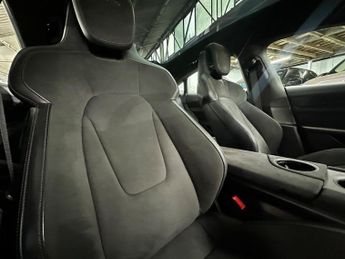 Porsche Taycan Performance Plus 93.4kWh GTS Saloon 4dr Electric Auto 4WD (11kW 
