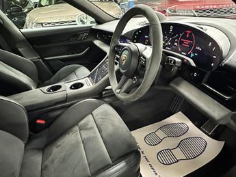 Porsche Taycan Performance Plus 93.4kWh GTS Saloon 4dr Electric Auto 4WD (11kW 
