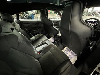 Porsche Taycan Performance Plus 93.4kWh GTS Saloon 4dr Electric Auto 4WD (11kW 