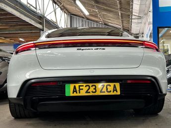 Porsche Taycan Performance Plus 93.4kWh GTS Saloon 4dr Electric Auto 4WD (11kW 